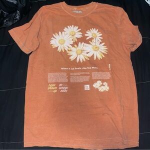 To write love on her arms twloha size m Orange Graphic T-Shirt with Daisy Print